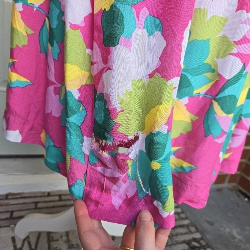 NWT Draper James Smocked Short Dress Floral Fuschia Multi - Picture 10 of 14